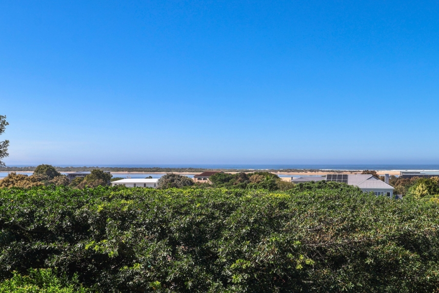 6 Bedroom Property for Sale in Keurbooms River Western Cape